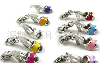 供应不锈钢吊坠 纯手工精抛光与高档砂面镀金二合一十字架吊坠